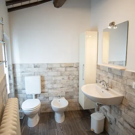 A Refuge In The Fortress Дом отдыха Fiorenzuola di Focara